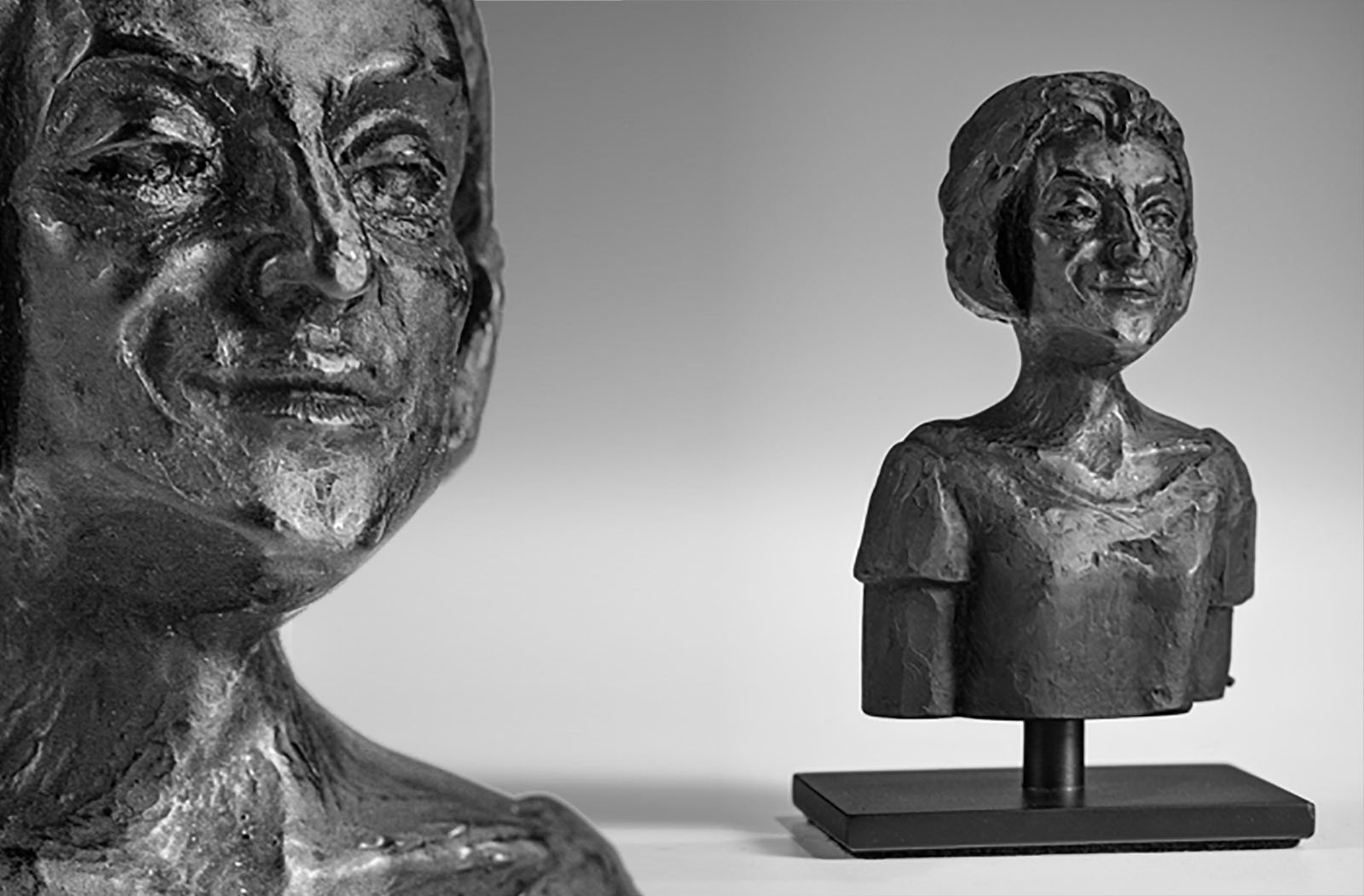 Ede Horton glass scuplture portrait 7