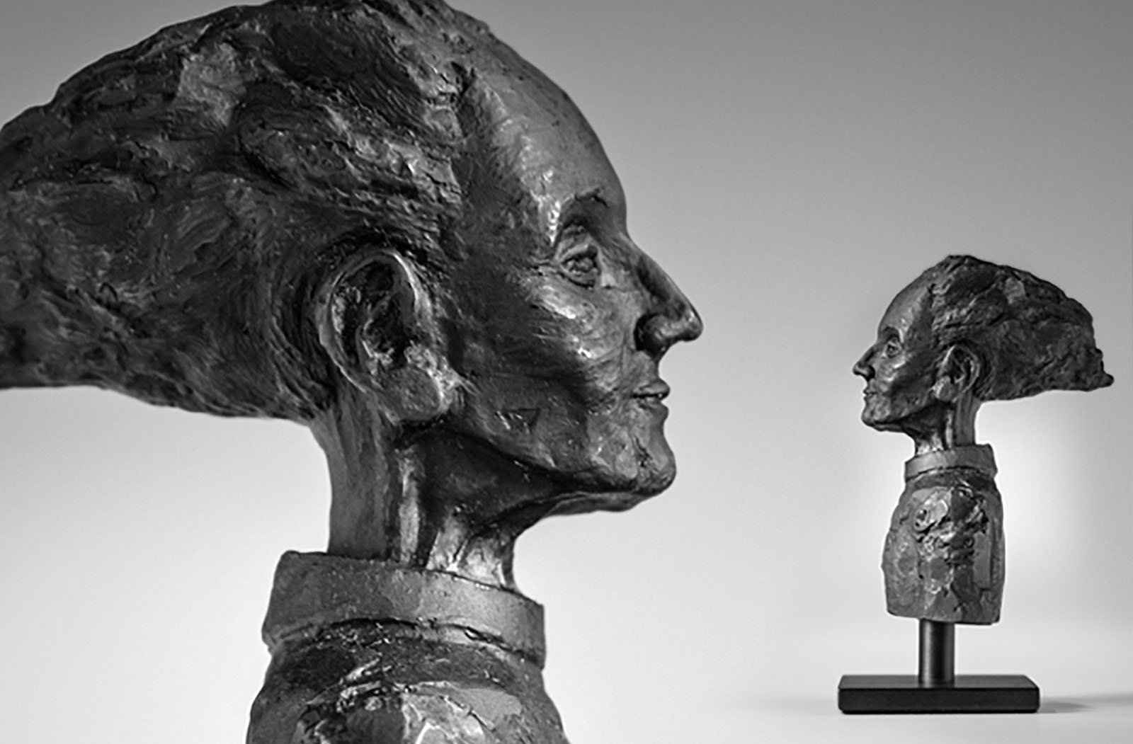 Ede Horton glass scuplture portrait 10