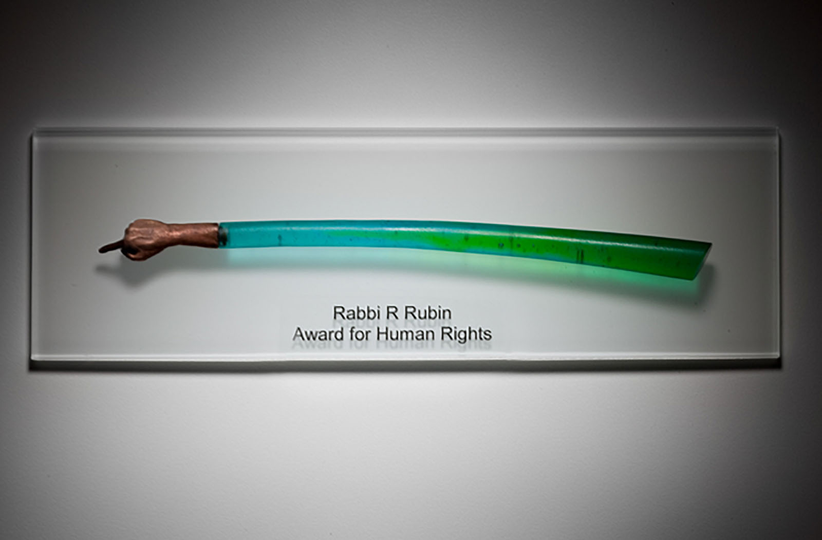 Ede Horton miniture glass scuplture portrait