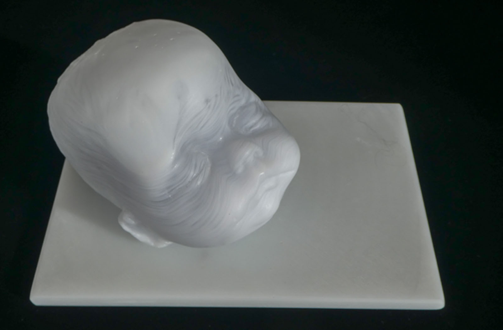 Ede Horton miniture glass scuplture portrait